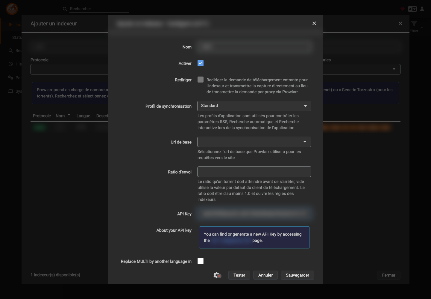 Formulaire de configuration avec le nom et la clé API floutés